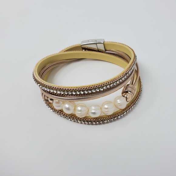 Rose gold Double-wrapped Bracelet - Picture 1 of 3